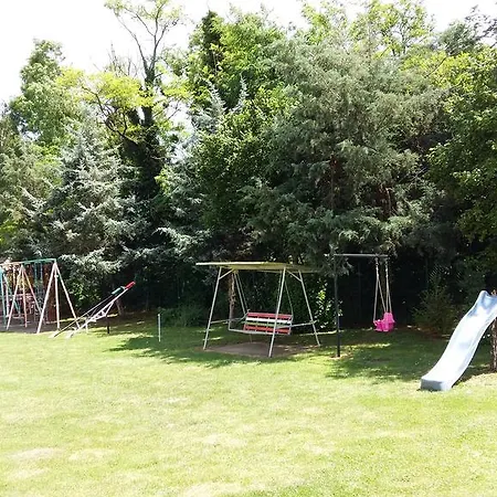 Mira Apartman