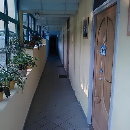 Mira Apartman
