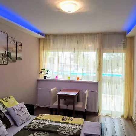 Apartment Mira Apartman *